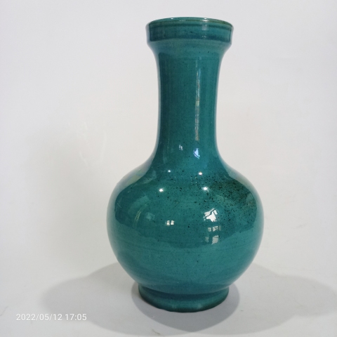 古玩陶瓷郎窯綠盤口瓶。時代精品拍賣，當前價格2999元
