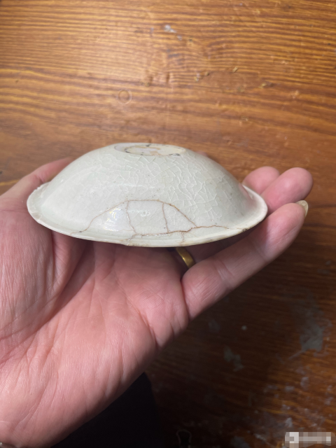 古玩陶瓷南宋湖田窯青白釉出筋花口碟拍賣,當(dāng)前價(jià)格699元