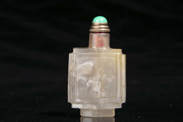 古玩玉器清晚·瑪瑙鼻煙壺拍賣,當前價格1600元