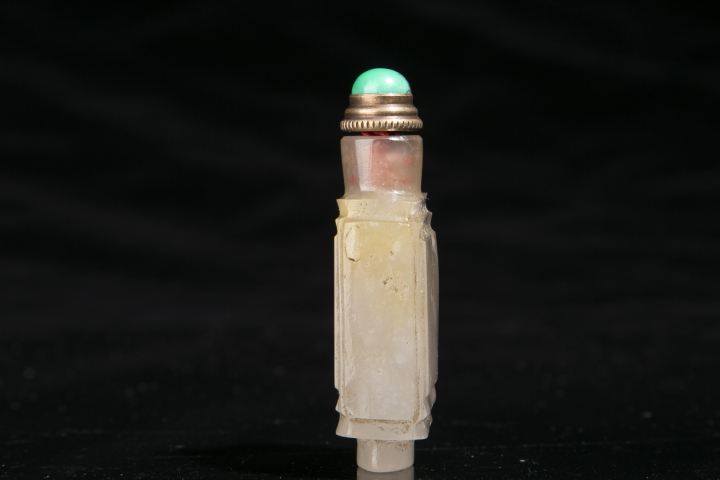 古玩玉器清晚·瑪瑙鼻煙壺拍賣,當前價格1600元