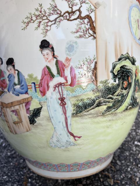 古玩陶瓷民國晚或建國初粉彩仕女汶花盆拍賣,當(dāng)前價格48000元