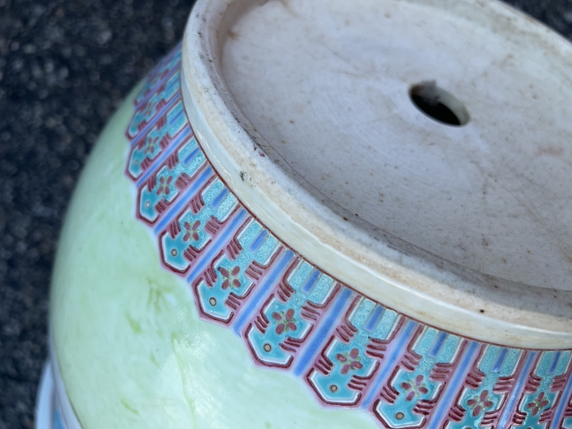 古玩陶瓷民國晚或建國初粉彩仕女汶花盆拍賣,當(dāng)前價格48000元