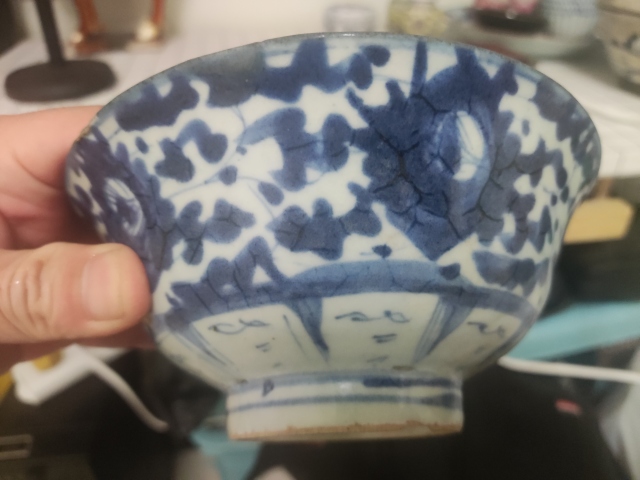 古玩陶瓷清中期青花纏枝花卉紋碗拍賣,當前價格488元