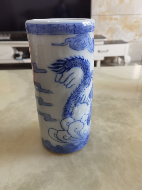 古玩陶瓷龍紋帽筒拍賣,當前價格3元