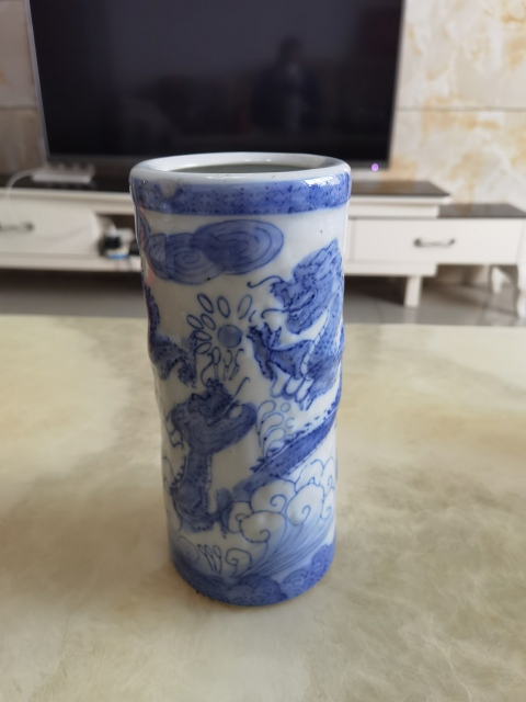古玩陶瓷龍紋帽筒拍賣,當前價格3元