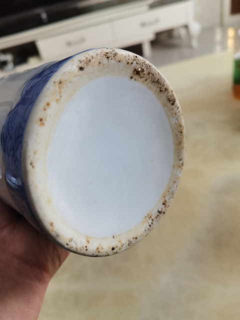 古玩陶瓷龍紋帽筒拍賣,當前價格3元