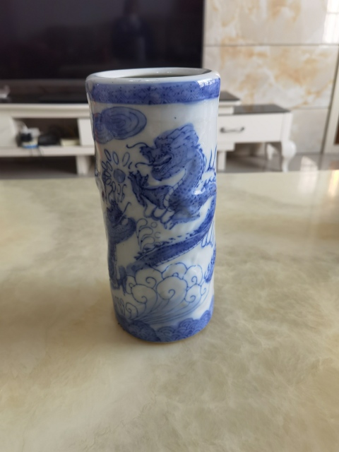 古玩陶瓷龍紋帽筒拍賣,當前價格3元