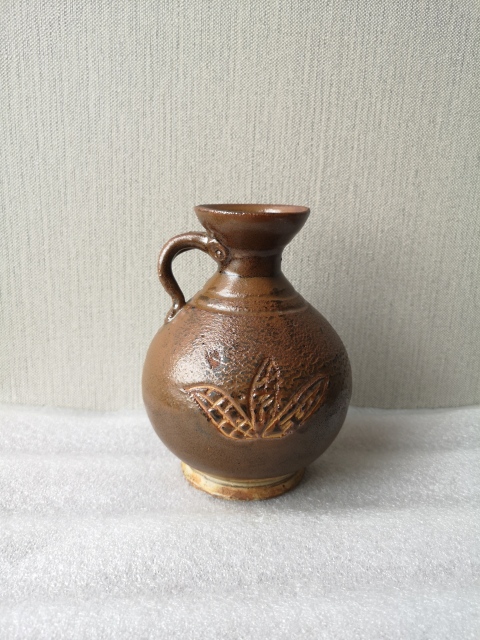 古玩陶瓷磁州窯醬釉刻花酒壺拍賣,當前價格850元