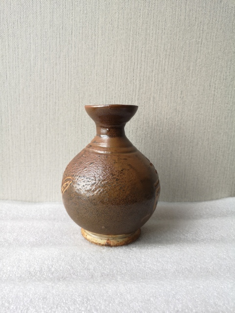 古玩陶瓷磁州窯醬釉刻花酒壺拍賣,當前價格850元