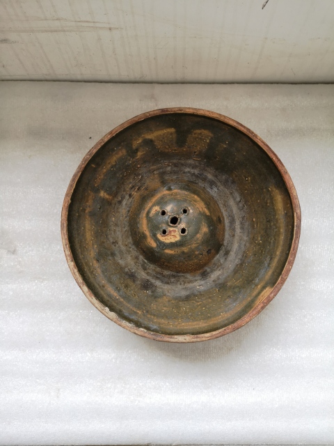 越窯系青瓷鏤空香器拍賣，當前價格1980元