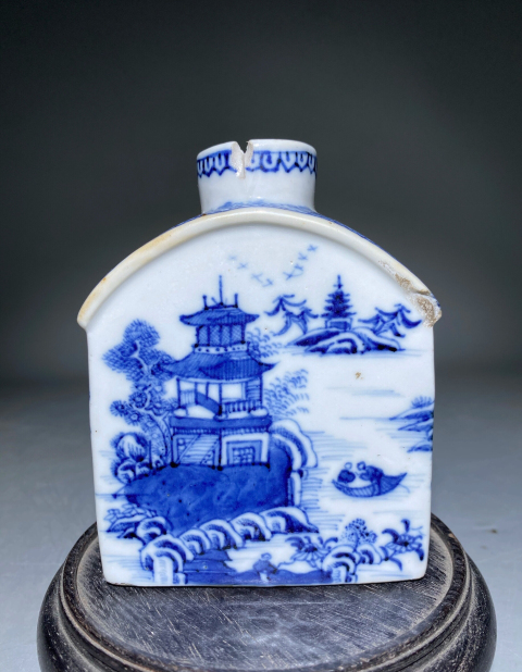 古玩陶瓷青花樓閣人物山水風景紋茶葉罐拍賣,當前價格0元