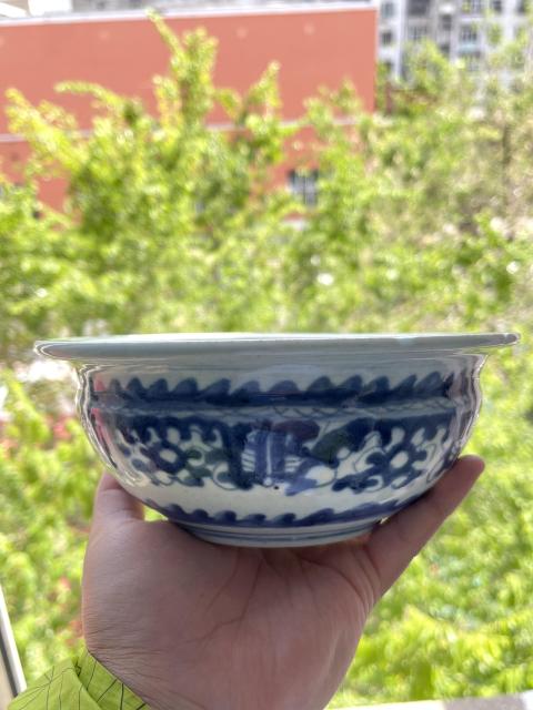 古玩陶瓷拐子龍紋青花香爐拍賣,當(dāng)前價(jià)格1600元