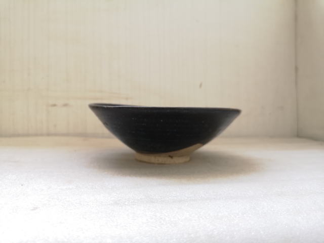 古玩陶瓷磁州窯窯變黑釉大碗拍賣,當前價格680元