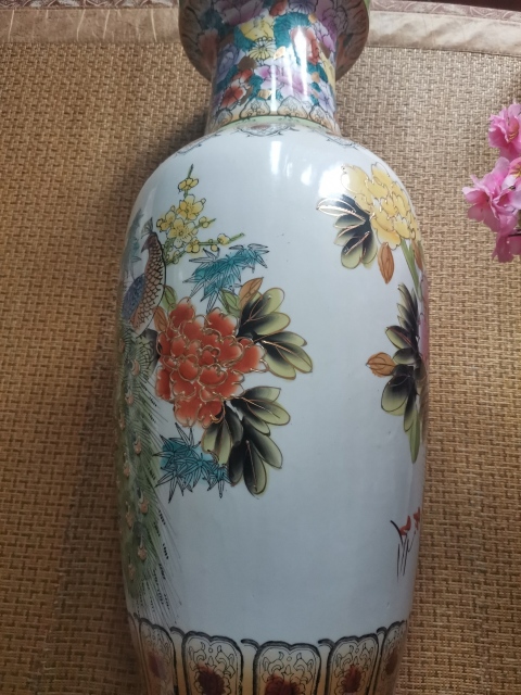 古玩陶瓷花鳥盤口瓶拍賣，當前價格560元