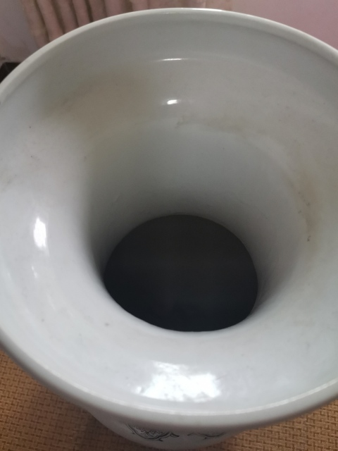 古玩陶瓷花鳥盤口瓶拍賣，當前價格560元