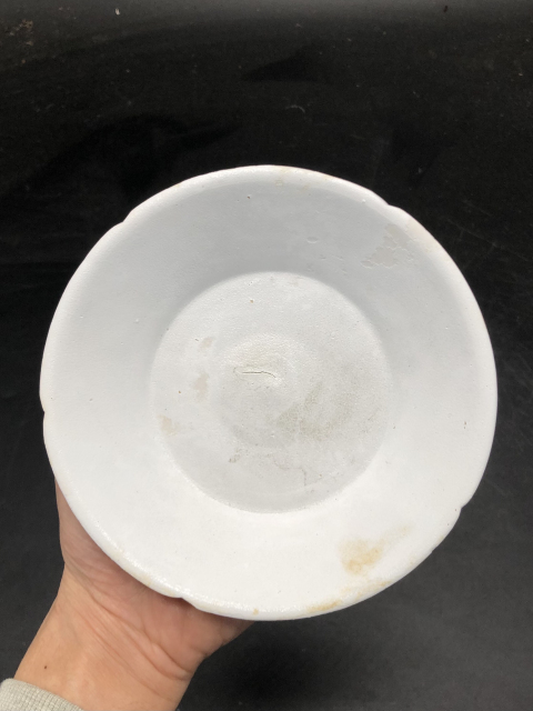 古玩陶瓷宋 （到五代）白釉葵口洗拍賣，當前價格2999元