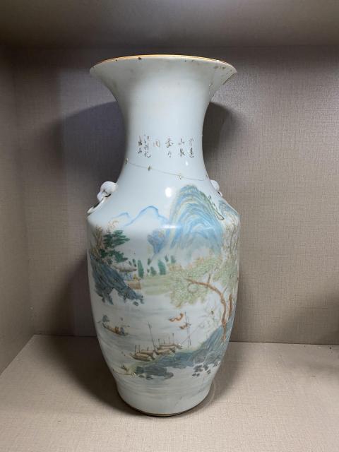 古玩陶瓷山水紋撇口瓶拍賣，當前價格8888元