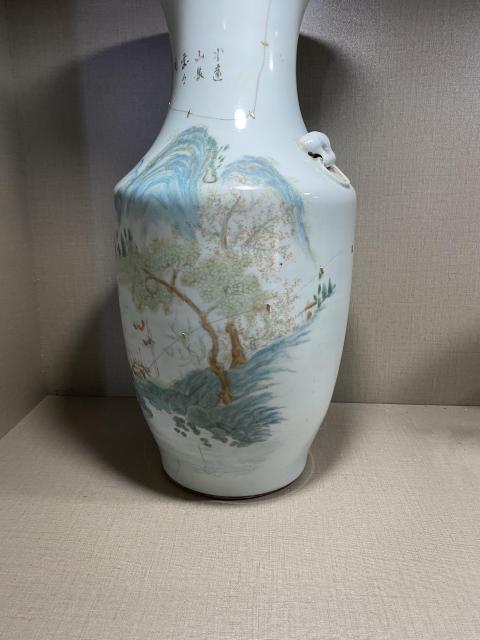 古玩陶瓷山水紋撇口瓶拍賣，當前價格8888元