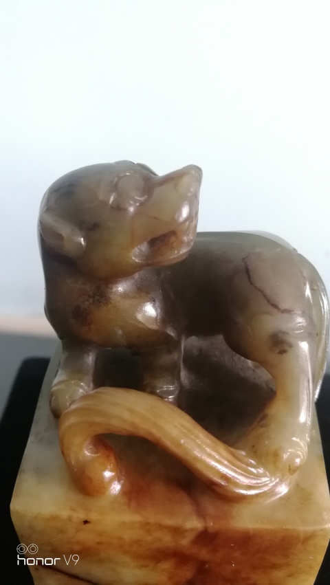 古玩玉器和田玉獸鈕拍賣,當前價格880元