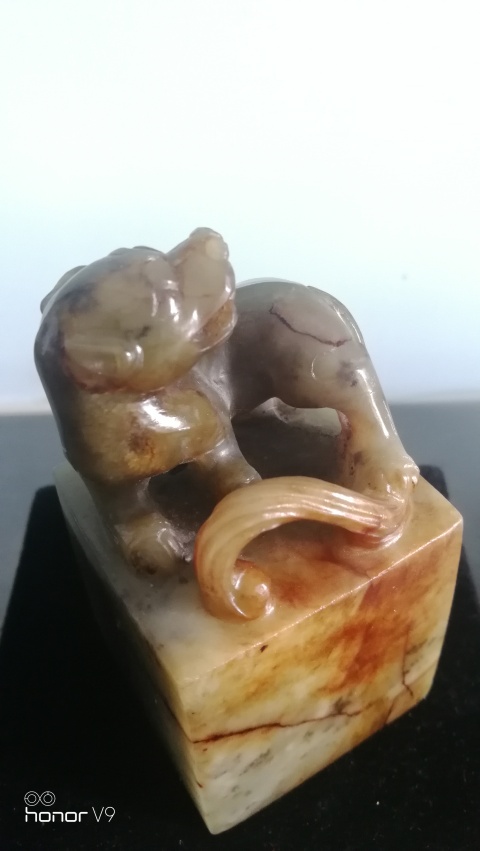 古玩玉器和田玉獸鈕拍賣,當前價格880元