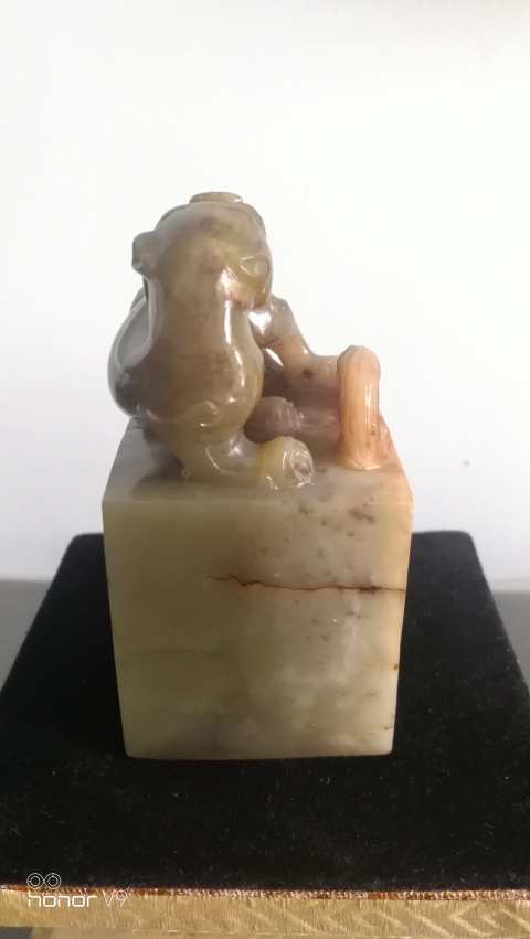 古玩玉器和田玉獸鈕拍賣,當前價格880元