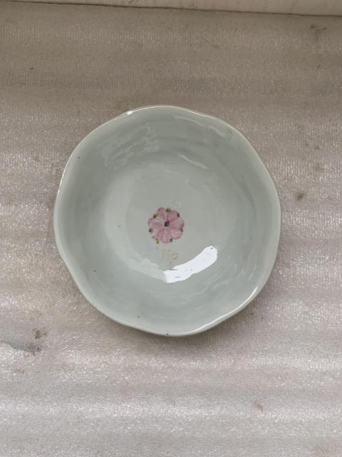 古玩陶瓷粉彩花卉紋葵口碗拍賣,當前價格220元