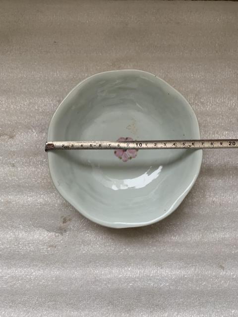 古玩陶瓷粉彩花卉紋葵口碗拍賣,當前價格220元