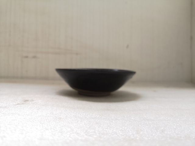古玩陶瓷磁州窯醬釉碗拍賣，當前價格198元