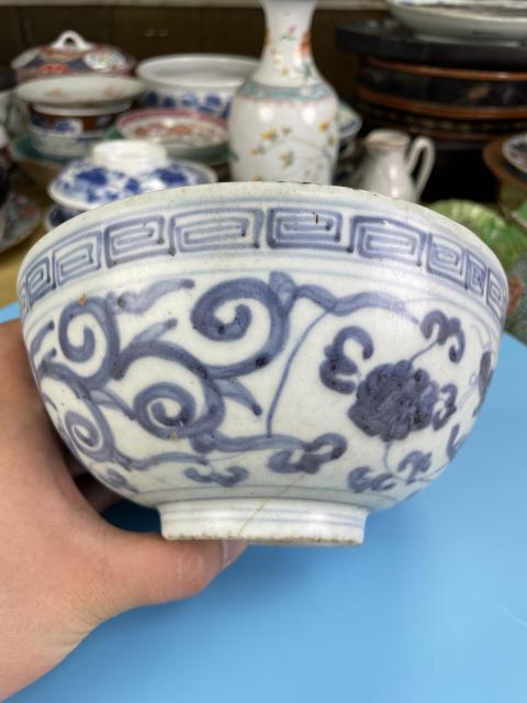 古玩陶瓷明嘉靖 (二級官)青花云龍紋碗拍賣,當前價格2700元