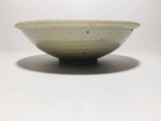 古玩陶瓷(南宋)影青釉碗拍賣,當(dāng)前價(jià)格0元