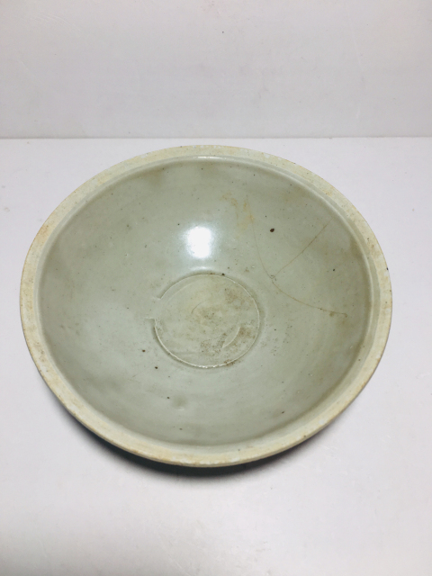 古玩陶瓷(南宋)影青釉碗拍賣,當(dāng)前價(jià)格0元