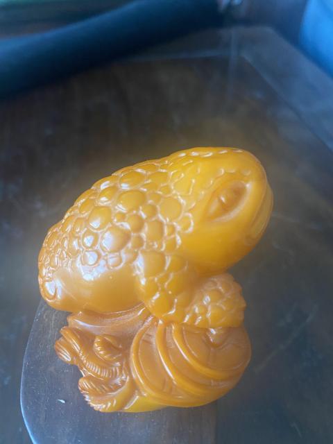 古玩雜項蜜蠟雕金蟾擺件拍賣，當前價格6500元