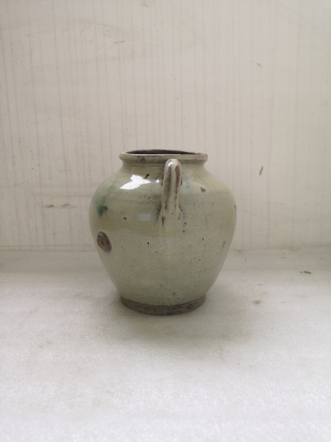 古玩陶瓷華寧窯白釉綠彩雙系罐拍賣(mài),當(dāng)前價(jià)格998元