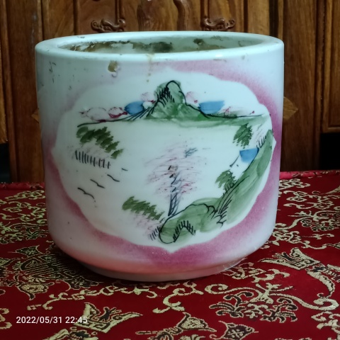 古玩陶瓷釉下五彩山水紋圈足筒式香爐拍賣，當(dāng)前價格288元