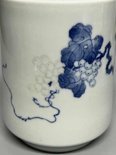 古玩陶瓷567 景德鎮(zhèn)陶瓷研究所青花筆筒拍賣,當前價格22000元