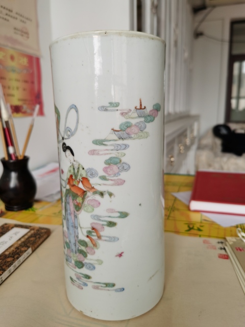 古玩陶瓷晚清民國天女散花帽筒拍賣,當前價格1600元
