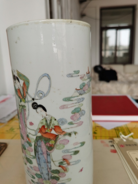 古玩陶瓷晚清民國天女散花帽筒拍賣,當前價格1600元