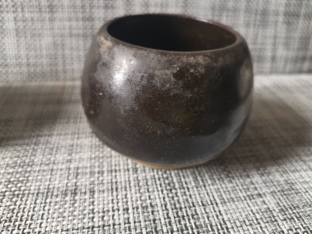 古玩陶瓷磁州窯,黑釉雞心罐一對。拍賣,當前價格1999元