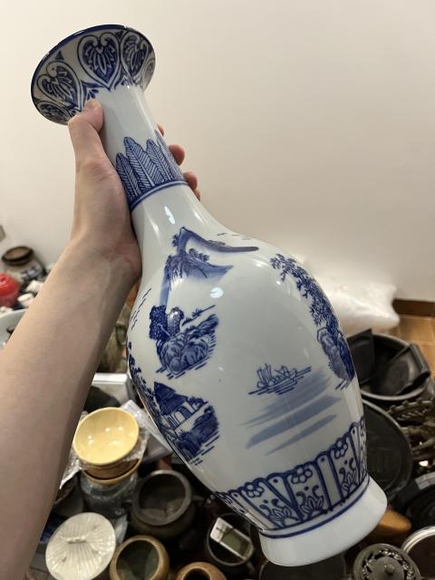 古玩陶瓷山水紋青花瓶拍賣,當前價格399元