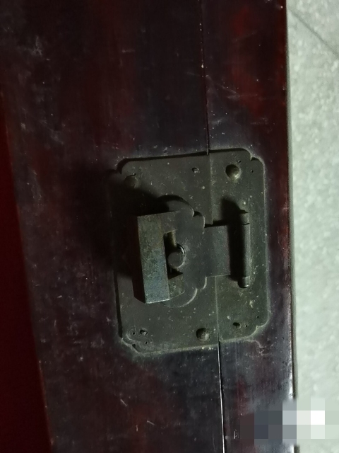 古玩雜項清早期康熙狀元枕箱拍賣,當前價格3800元