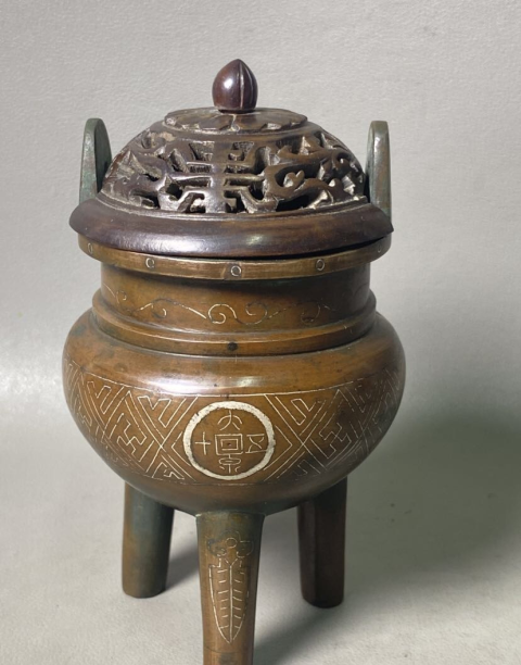 古玩銅器爐子拍賣，當前價格12000元