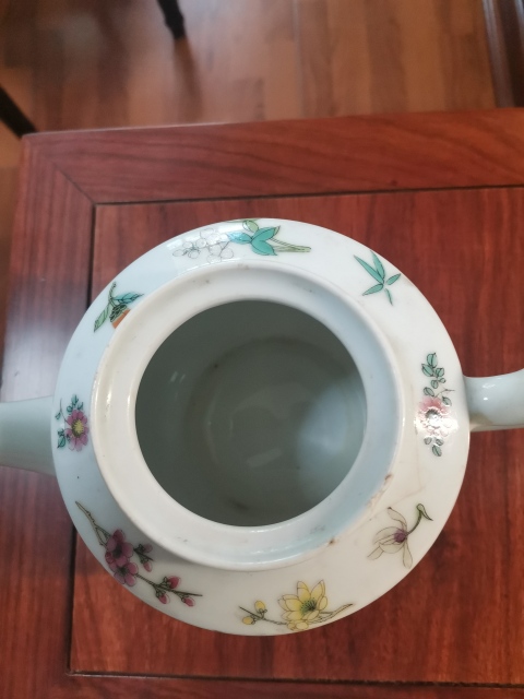 古玩陶瓷花蝶紋執壺拍賣，當前價格480元