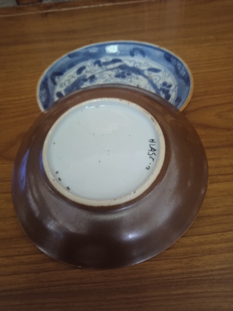 古玩陶瓷清早期青花葡萄紋盤兩個拍賣,當前價格999元
