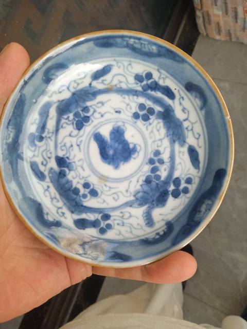 古玩陶瓷清早期青花葡萄紋盤兩個拍賣,當前價格999元