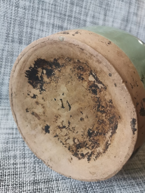 古玩陶瓷清末,宜興窯,綠釉唇口罐拍賣,當前價格777元