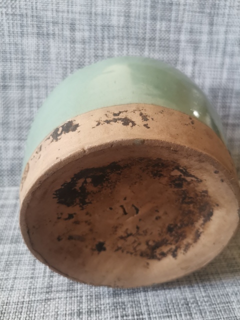 古玩陶瓷清末,宜興窯,綠釉唇口罐拍賣,當前價格777元
