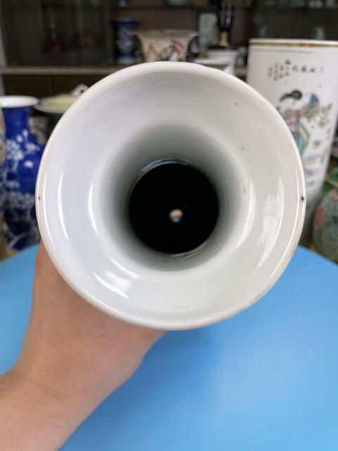 古玩陶瓷晚清五彩人物紋棒槌瓶拍賣，當前價格5000元