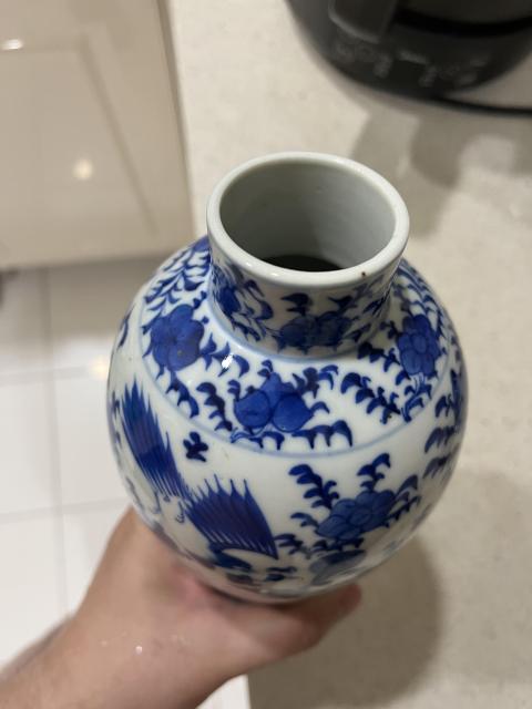 古玩陶瓷花鳥紋青花瓶拍賣,當前價格3000元
