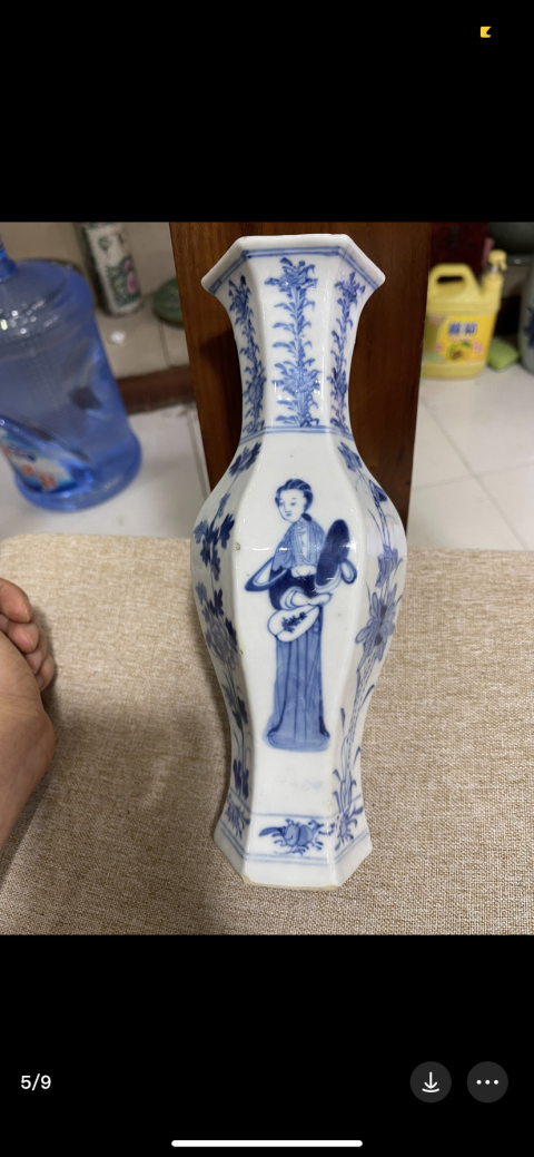 古玩陶瓷晚清侍女青花六方瓶拍賣，當前價格5900元