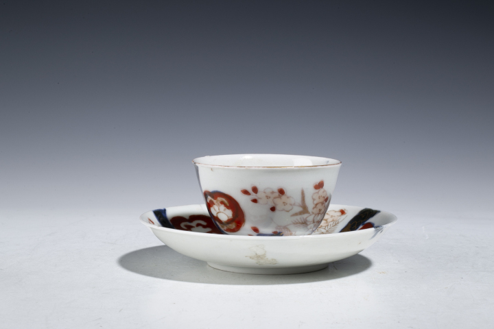 古玩陶瓷青花礬紅描金杯碟一套拍賣，當前價格800元